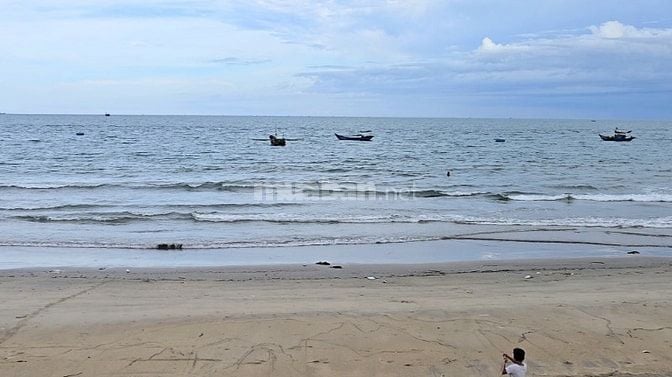 Chính chủ bán đất view sát cạnh biển mỹ khê 204m²,mặt tiền 10m,2 hẻm