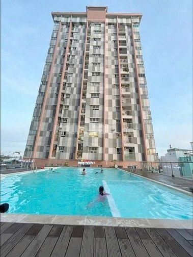 Căn 55m2, mới sơn sửa, ngay mặt tiền Phạm Văn Chiêu!