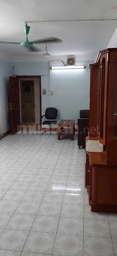Bán căn hộ chung cư tầng 2 nhà H2 khu tập thể Nguyễn Công Trứ 