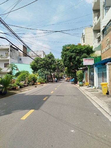 CHỈ 12 TỶ NHÀ 4 TẦNG MT ĐƯỜNG SỐ 28, P. BÌNH PHÚ (4 X 18) 