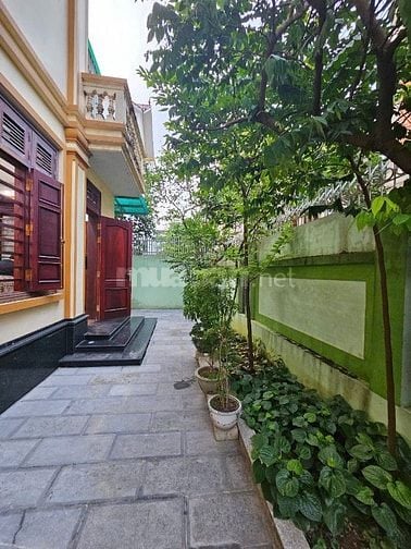 Nhà Biệt Thự 3 Tầng  siêu đẹp Hàng Hiếm 