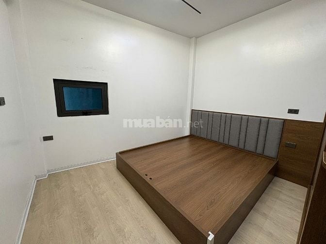 Cho thuê nhà số 25C ngõ 67 Nguyễn Văn Cừ