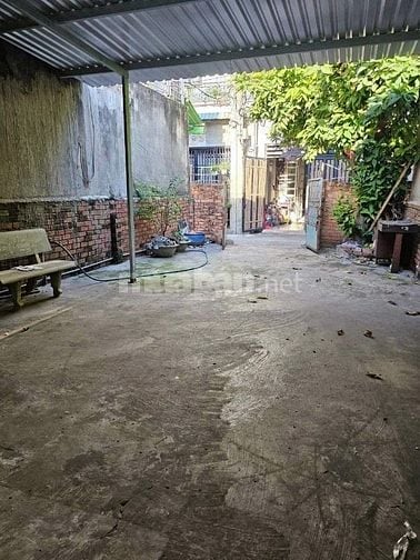 CẦN TIỀN TRẢ NỢ BÁN GẤP ĐẤT 100m² TẶNG NHÀ NÁT Ở TÂN THÔNG HỘI, CỦ CHI