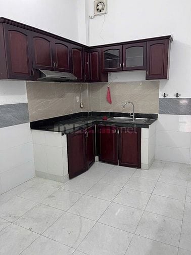  5,48 tỷ Nhà p6q8 hẻm xe hơi đậu cửa 3,3 x 16 ( 1 lầu 2pn ) SHR