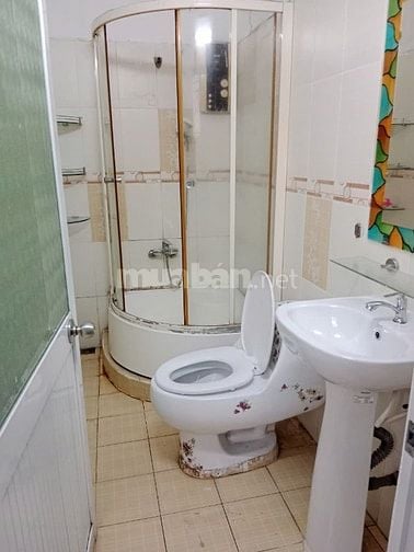 PHÒNG TRỌ TRUNG TÂM TÂN PHÚ ĐẦY ĐỦ NỘI THẤT, CÓ BAN CÔNG THOÁNG MÁT