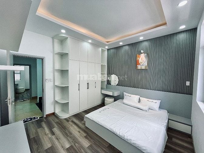 Cô Vân Đi nước ngoài cần bán gấp căn nhà Yên Thế P2 Tân Bình 2Tỷ500TRD