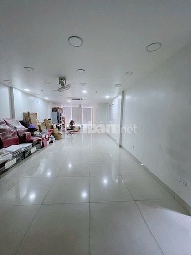 Mình cho thuê nhà mới xây,thang máy tại: Hoàng Hoa Thám