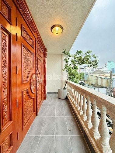 BÁN BIỆT THỰ 5X20M - THANG MÁY - PHÒNG KARAOKE - SÂN THƯỢNG BBQ