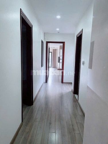 Mình cho thuê nhà mới xây,thang máy tại: Hoàng Hoa Thám