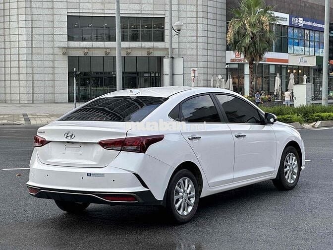Hyundai Accent 2024 1.4 AT - 10000 km