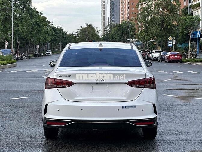 Hyundai Accent 2024 1.4 AT - 10000 km