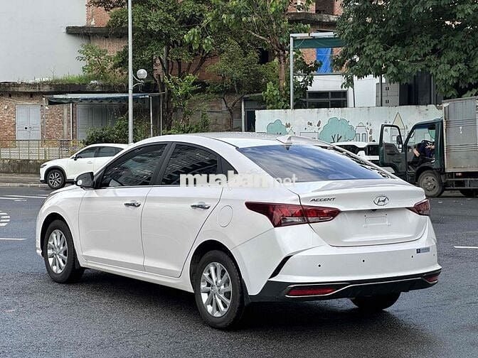 Hyundai Accent 2024 1.4 AT - 10000 km