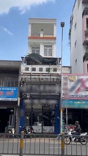 Mặt tiền Lý Thái Tổ gần Phố ẩm thực Hồ Thị Kỷ,Ngang 4,2m 5Tầng,Nở Hậu