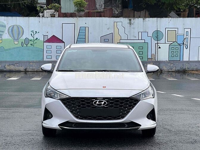 Hyundai Accent 2024 1.4 AT - 10000 km