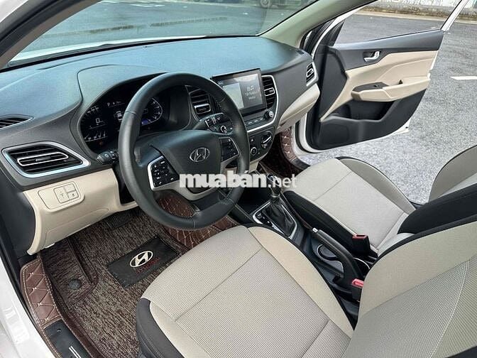 Hyundai Accent 2024 1.4 AT - 10000 km
