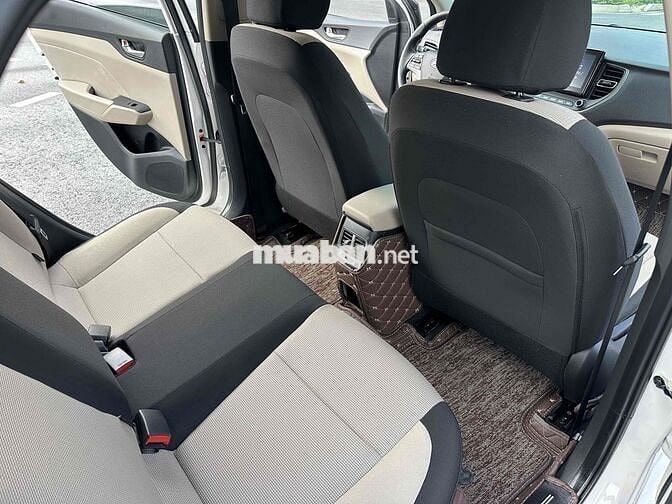 Hyundai Accent 2024 1.4 AT - 10000 km
