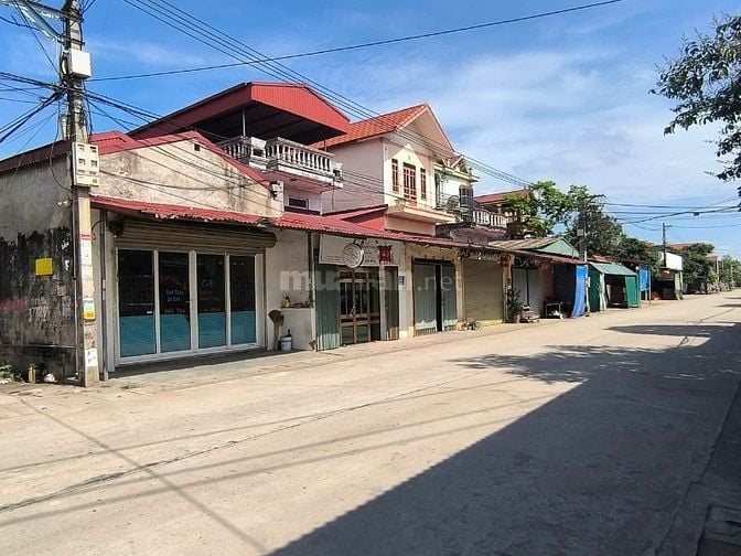 CC BÁN GẤP TRỤC CHÍNH ĐÔNG NINH LÔ GÓC 1 MẶT PHỐ 1 MẶT NGÕ 110M2 MT 4M