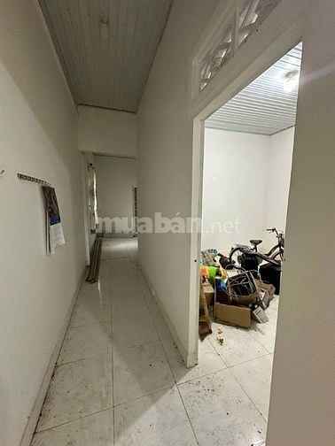 Nhà thị trấn Di Linh 5x20 xây full ngay chợ giá 1,6 tỷ