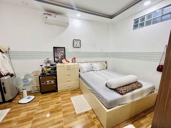 HIẾM - HẺM 5M NGUYỄN MINH CHÂU - TÂN PHÚ - 5M X 14M - 4 TẦNG - 8.8 TỶ
