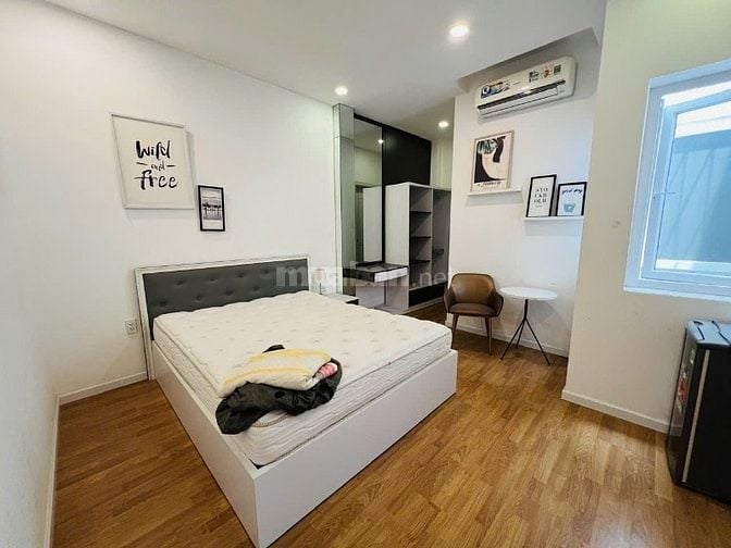 CHỦ HẠ 1 TỶ CHÀO GIÁ 3.8 Tỷ Nhà HOÀNG HOA THÁM, TÂN BÌNH NGAY CHỢ