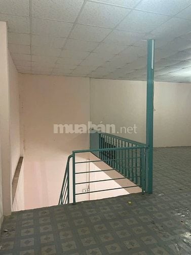  4,18 Tỷ Nhà dt khủng 7,5 x 9m Sổ Hồng Riêng khu hiện hữu