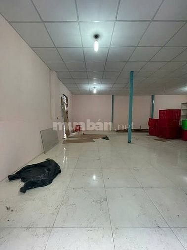 4,18 Tỷ Nhà dt khủng 7,5 x 9m Sổ Hồng Riêng khu hiện hữu