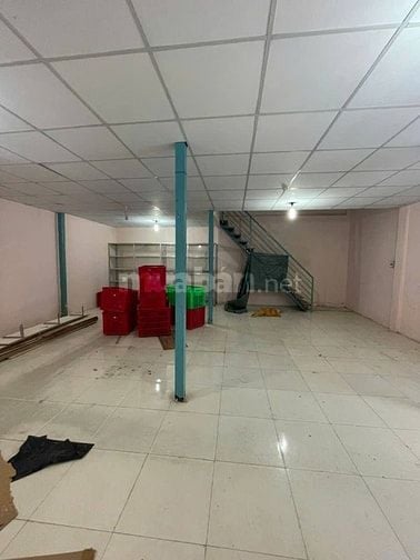  4,18 Tỷ Nhà dt khủng 7,5 x 9m Sổ Hồng Riêng khu hiện hữu