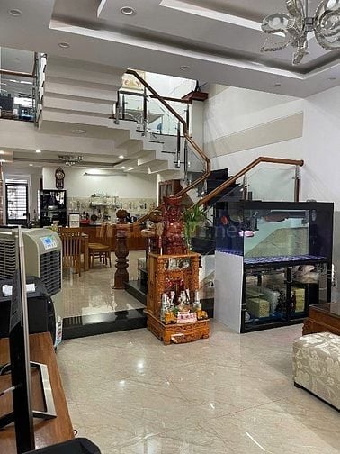 Nhà Nguyễn Trãi cách trường Đại Học Sài Gòn 5p chạy xe| Nhà 3 lầu  shr