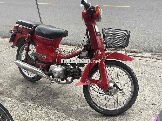 thanh ly xe honda C70 máy bóc êm , đẹp