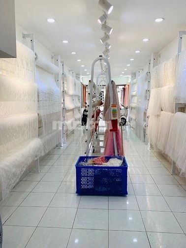 HẠ 2 TỶ , MẶT TIỀN GIÁP QUẬN 10 , 65m2 4 TẦNG , KD ĐỈNH , GIÁ 10 TỶ