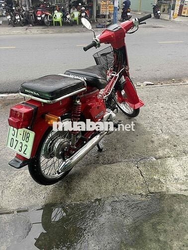 thanh ly xe honda C70 máy bóc êm , đẹp