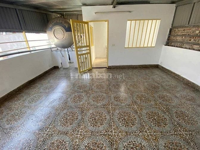 Nhà hiếm rẻ Khâm Thiên, DT 34m 6 tầng MT 5.1m, Giá hợp lý 6.65 tỷ