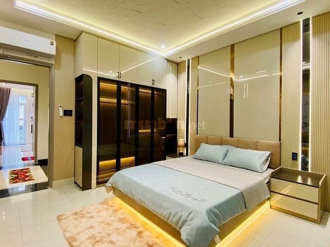 Bán gấp nhà ở đường Võ Văn Kiệt, phường 1, quận 5, giá 3 tỷ 050 triệu 