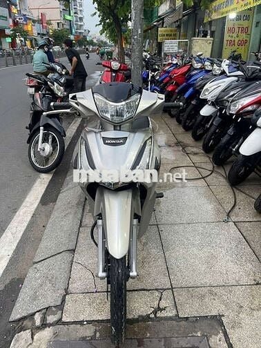 Honda future  led FI 2022 mới 90% bstp chính chủ