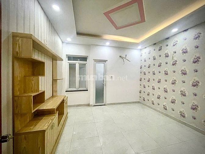Hàng hiếm tại Hoàng Bật Đạt, 8,6 tỷ, 53,2 m2, 5PN + 5WC + 5T.QTB
