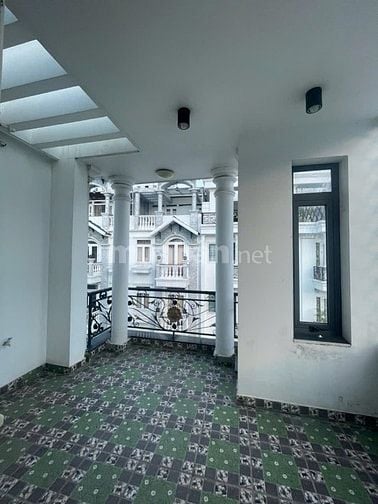 Hàng hiếm tại Hoàng Bật Đạt, 8,6 tỷ, 53,2 m2, 5PN + 5WC + 5T.QTB