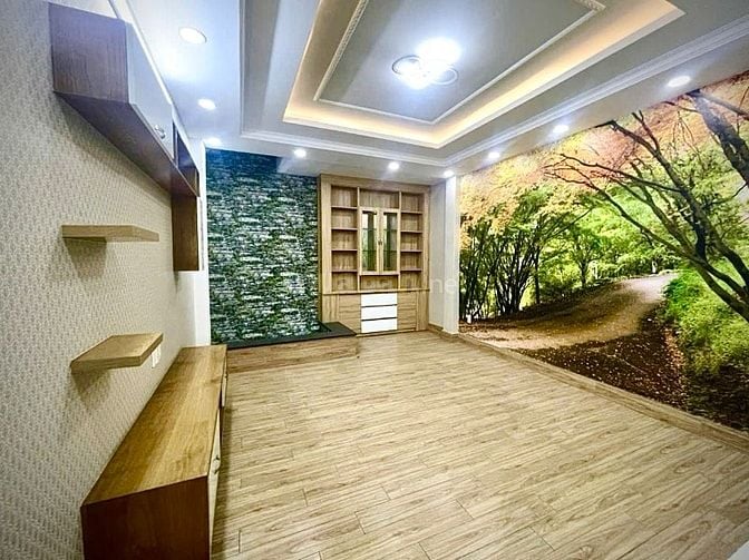 Hàng hiếm tại Hoàng Bật Đạt, 8,6 tỷ, 53,2 m2, 5PN + 5WC + 5T.QTB