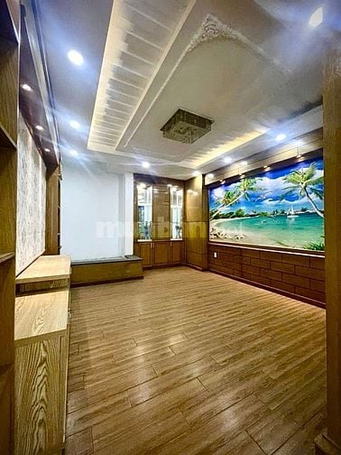 Hàng hiếm tại Hoàng Bật Đạt, 8,6 tỷ, 53,2 m2, 5PN + 5WC + 5T.QTB