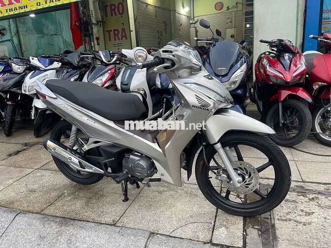 Honda future  led FI 2022 mới 90% bstp chính chủ