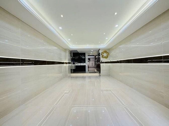 Đi nước ngoài định cư bán gấp nhà ở đường Phan Xích Long, phường 1, qu
