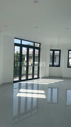 CHO THUÊ CĂN GÓC 2MT KDC HƯNG PHÚ, LIÊN PHƯỜNG, CẠNH GLOBAL CITY