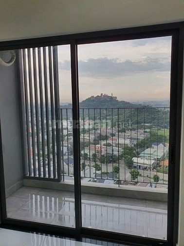 CHÍNH CHỦ BÁN CĂN GÓC 64,5 M2, TP.HCM MỚI (TP DĨ AN CŨ). MỚI, SỔ HỒNG.