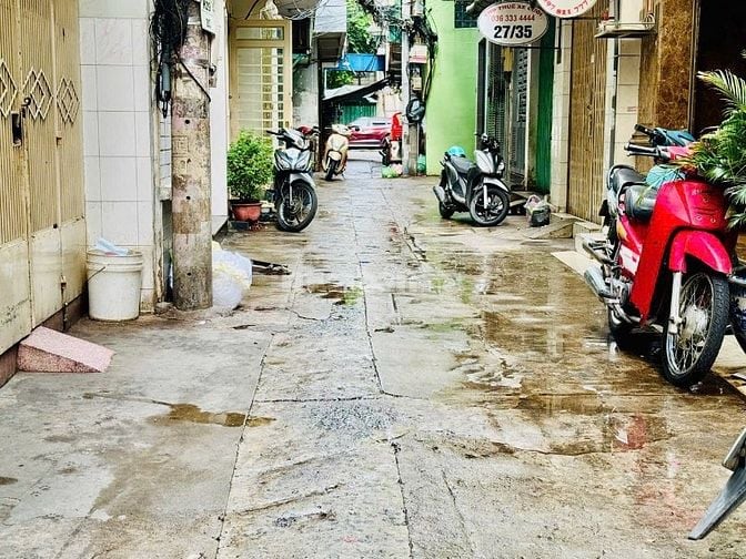 Hẻm xe hơi Trần Bình Trọng-Võ Văn Kiệt,5Tầng,Gần Chung cư,Siêu thị 