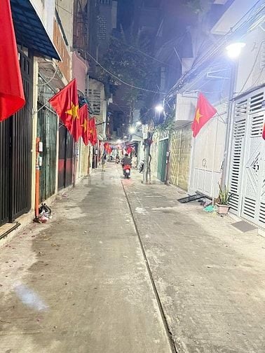 Nhà Quận 8 - Dương Bá Trạc 52m2. Giá 1tỷ850 triệu. Gần chợ Rạch Ông