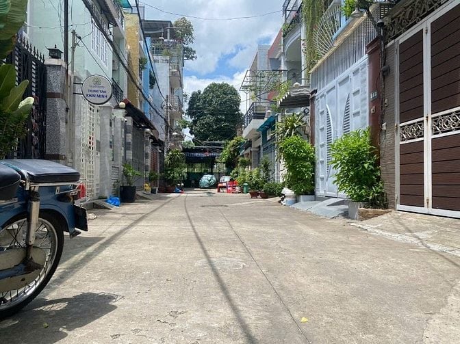 Bán nhà hẻm xe hơi Dương Đức Hiền, 4x16m giá 7,2 tỷ