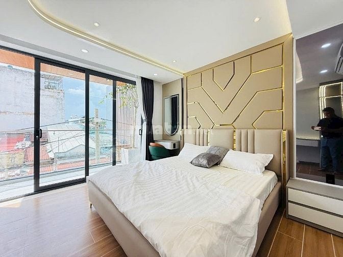 Siêu phẩm 5 Lầu THANG MÁY CAO CẤP hẻm rộng 5m Nguyễn Tư Giản, P12, Q.G