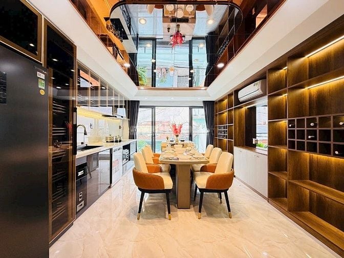 Siêu phẩm 5 Lầu THANG MÁY CAO CẤP hẻm rộng 5m Nguyễn Tư Giản, P12, Q.G