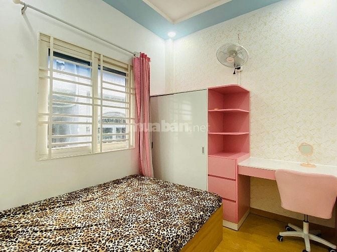 KẸT TIỀN BÁN GẤP MUA BÀN GIAO NHÀ NGAY Đ NGUYỄN VĂN NGUYỄN, QUẬN 1
