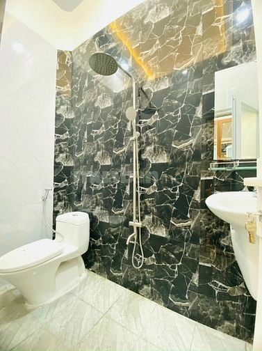 Chú Ba cần tiền bán nhanh nhà Mê Linh, Bình Thạnh. Ngay cầu Thị Nghè