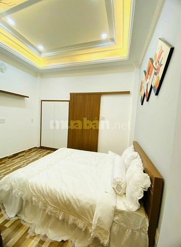 Chú Ba cần tiền bán nhanh nhà Mê Linh, Bình Thạnh. Ngay cầu Thị Nghè
